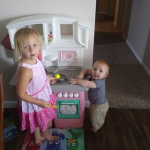 Meet your Posher, Sharon